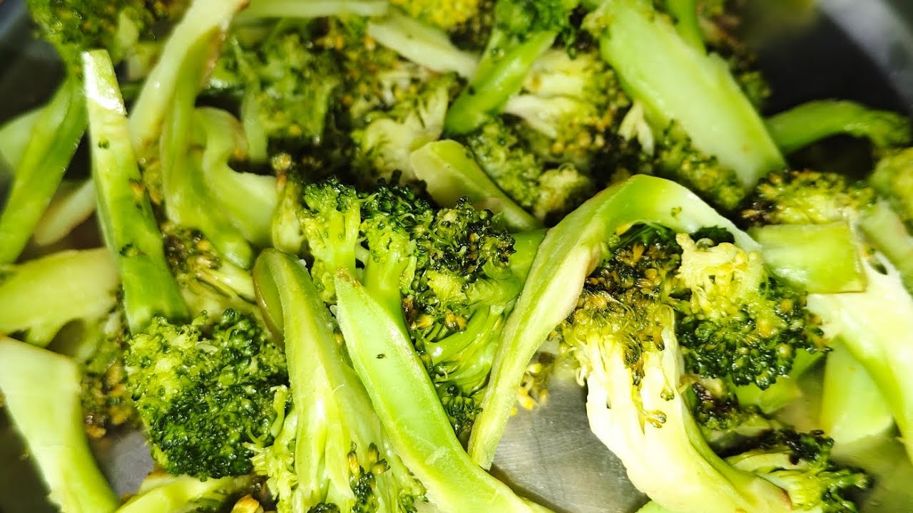 “सादा खाना भी टेस्टी होता है 🥦Butter broccoli for kids”