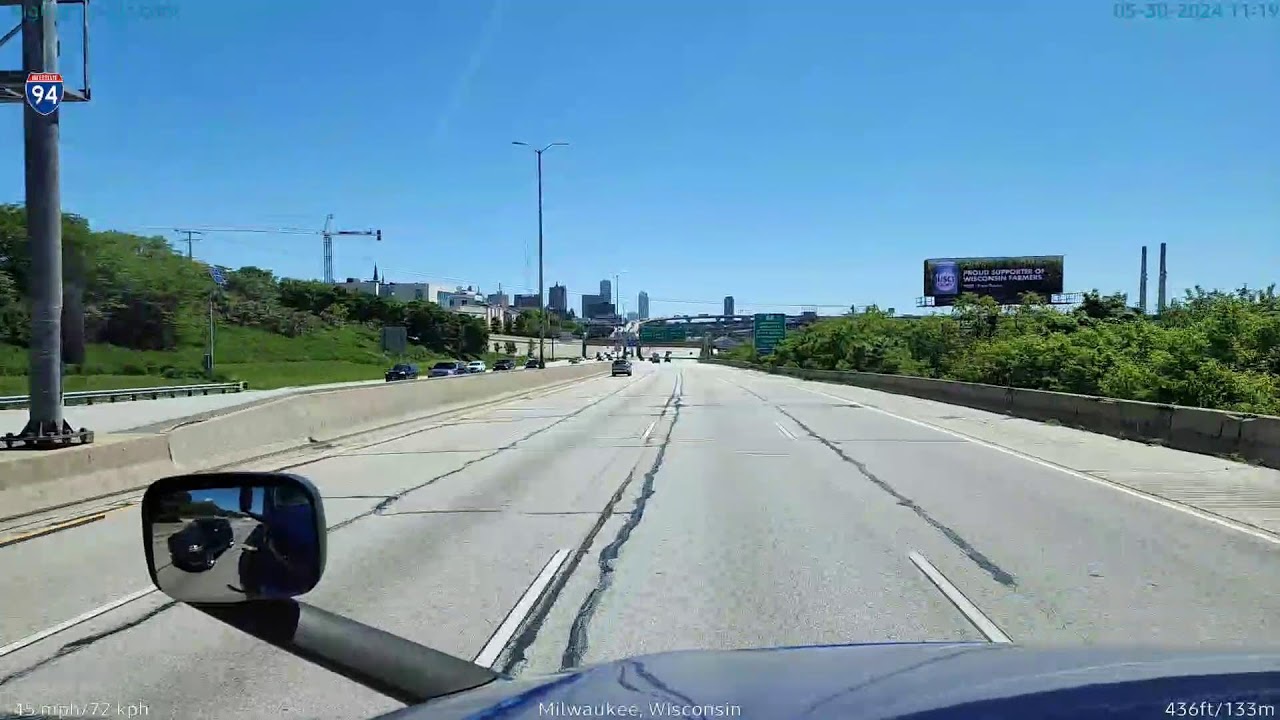BigRigTravels LIVE from Oshkosh, Wisconsin. ( May 30, 6:17 AM )