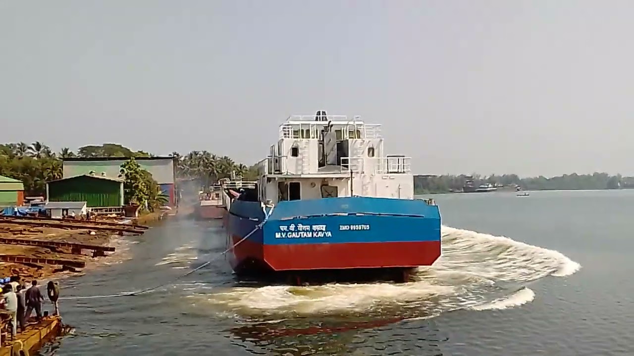 Mandovi Drydocks pilgao Bicholim  Goa 🛳️🛳️