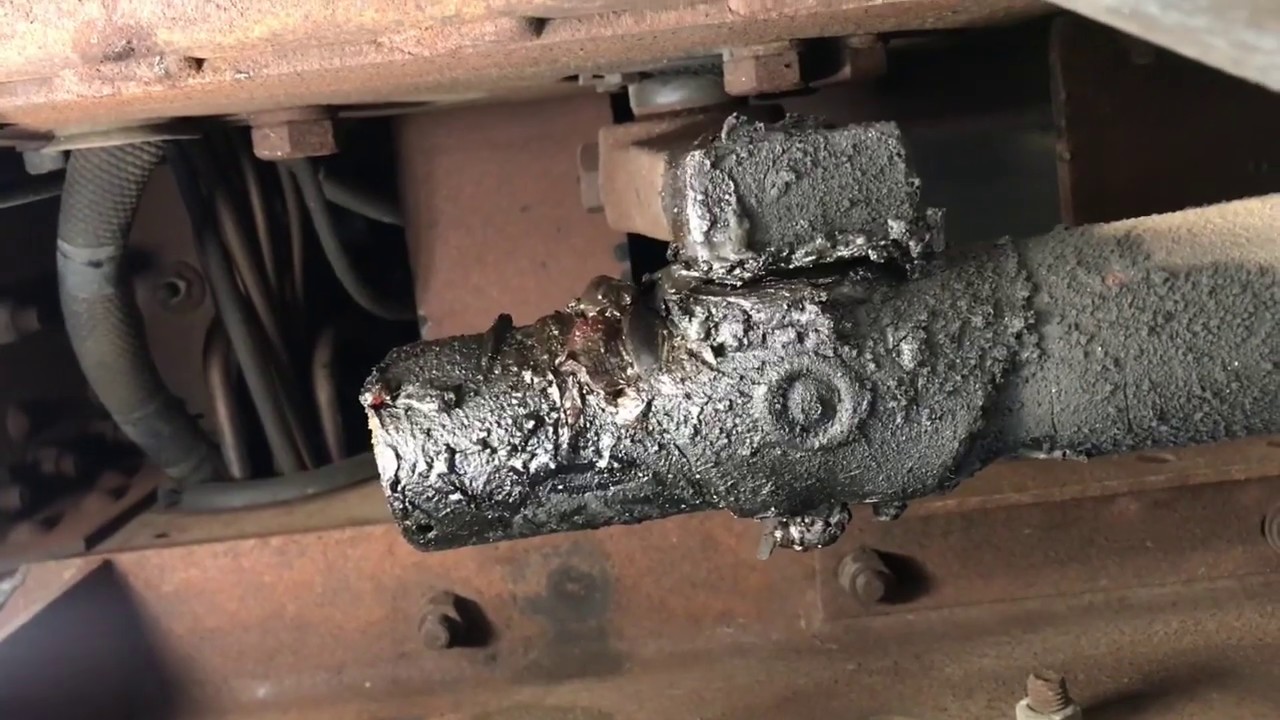 Wanderlodge Drag Link Removal