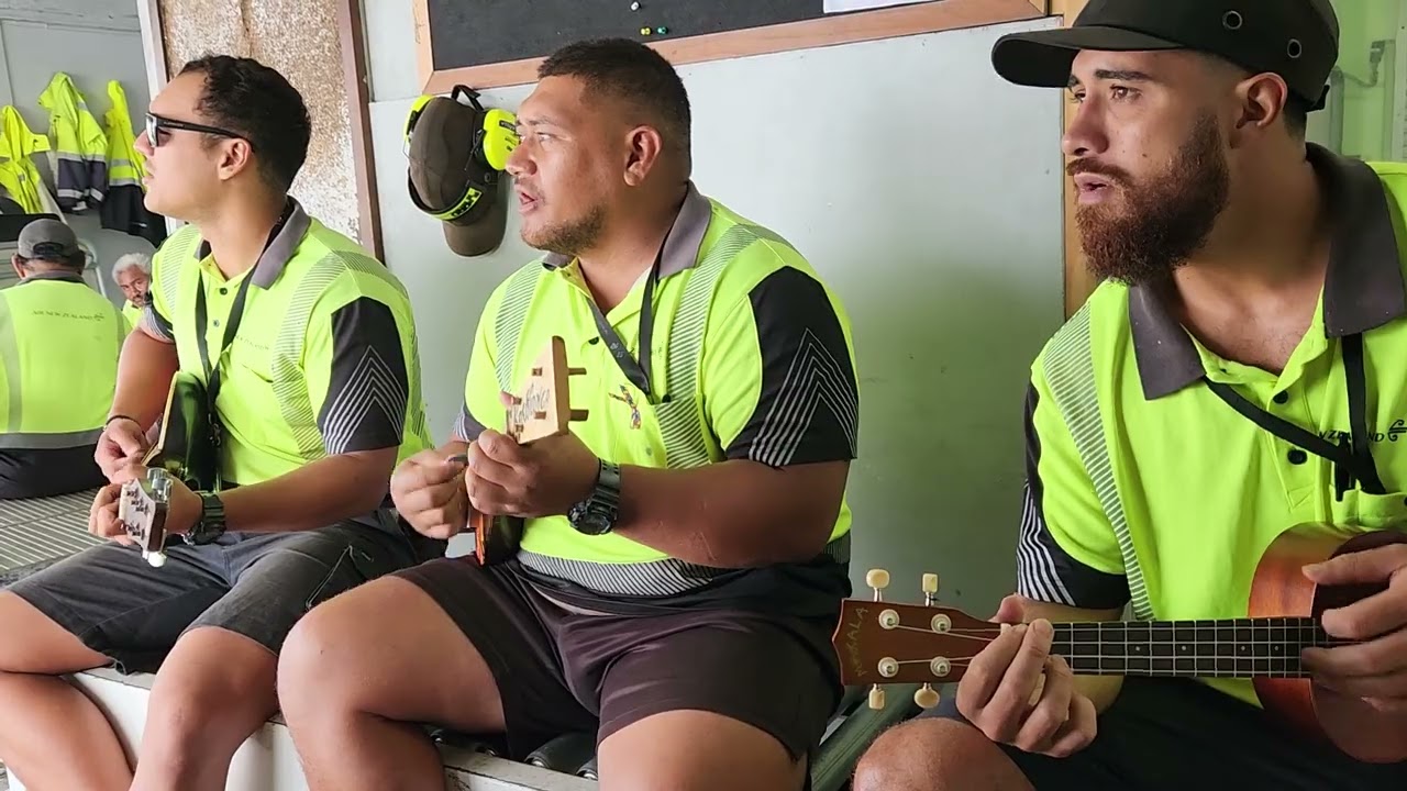 Rarotonga is a beautiful island 🏝 - NA MURI BOYS