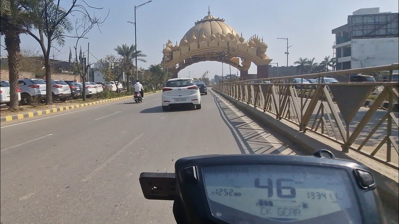 MONDAY DAYOUT GOLDEN GATE #TRENDING #VIRAL #PUNJAB #GOLDENGATE #amritsar 