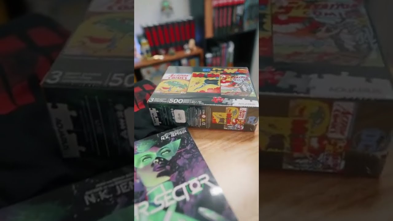 DC COMICS SENT US A BOX! #SHORTS