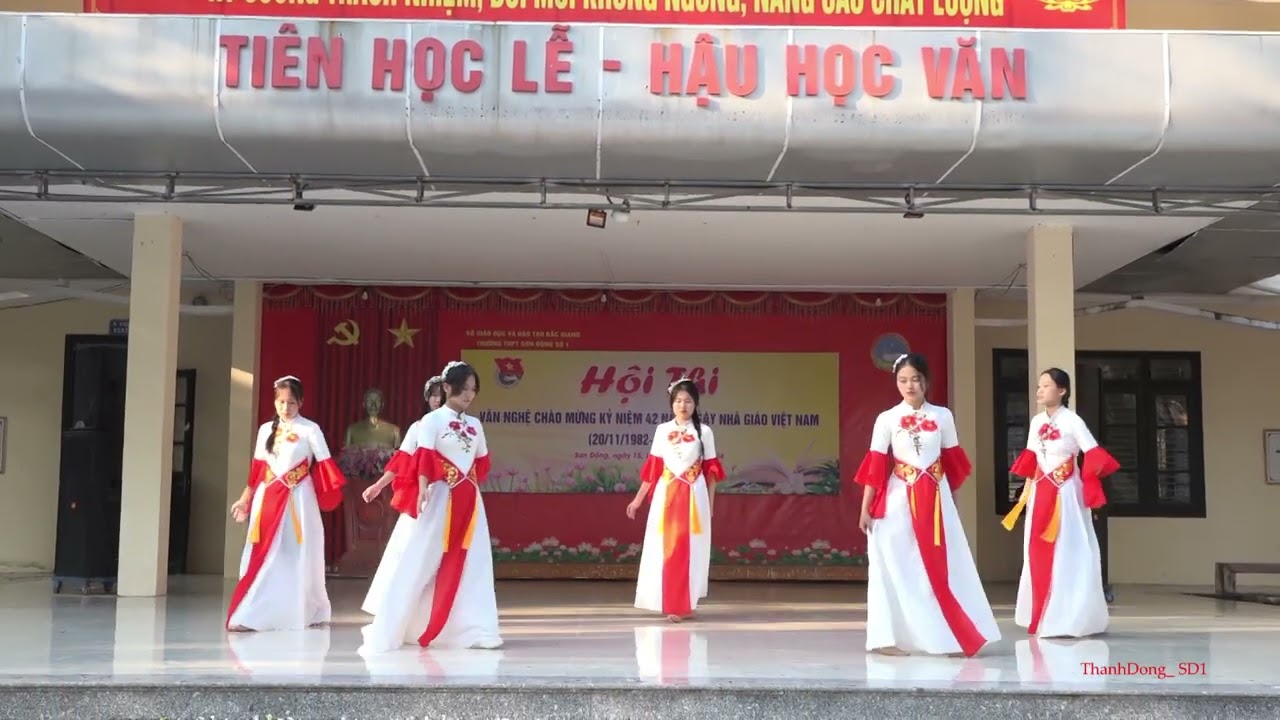 Múa: Người gieo mầm xanh - 12a2