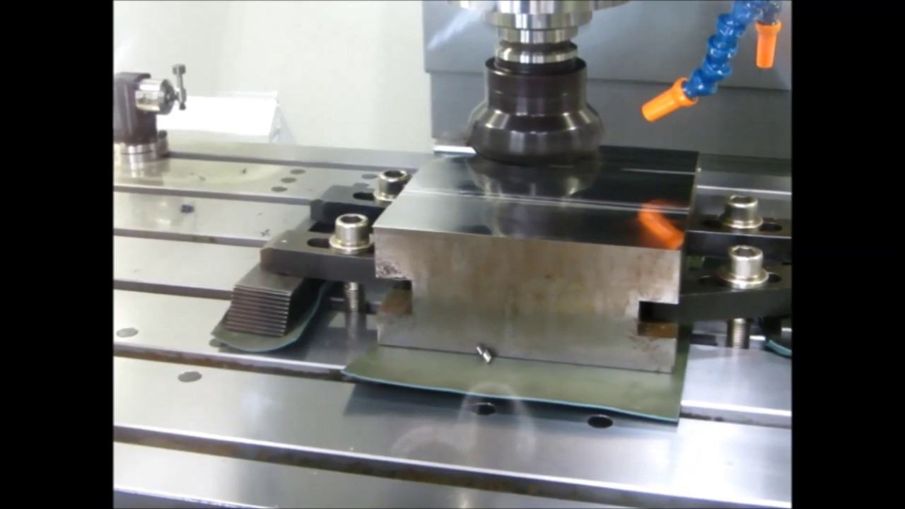 Leadwell V-40i Vertical Machining Centre
