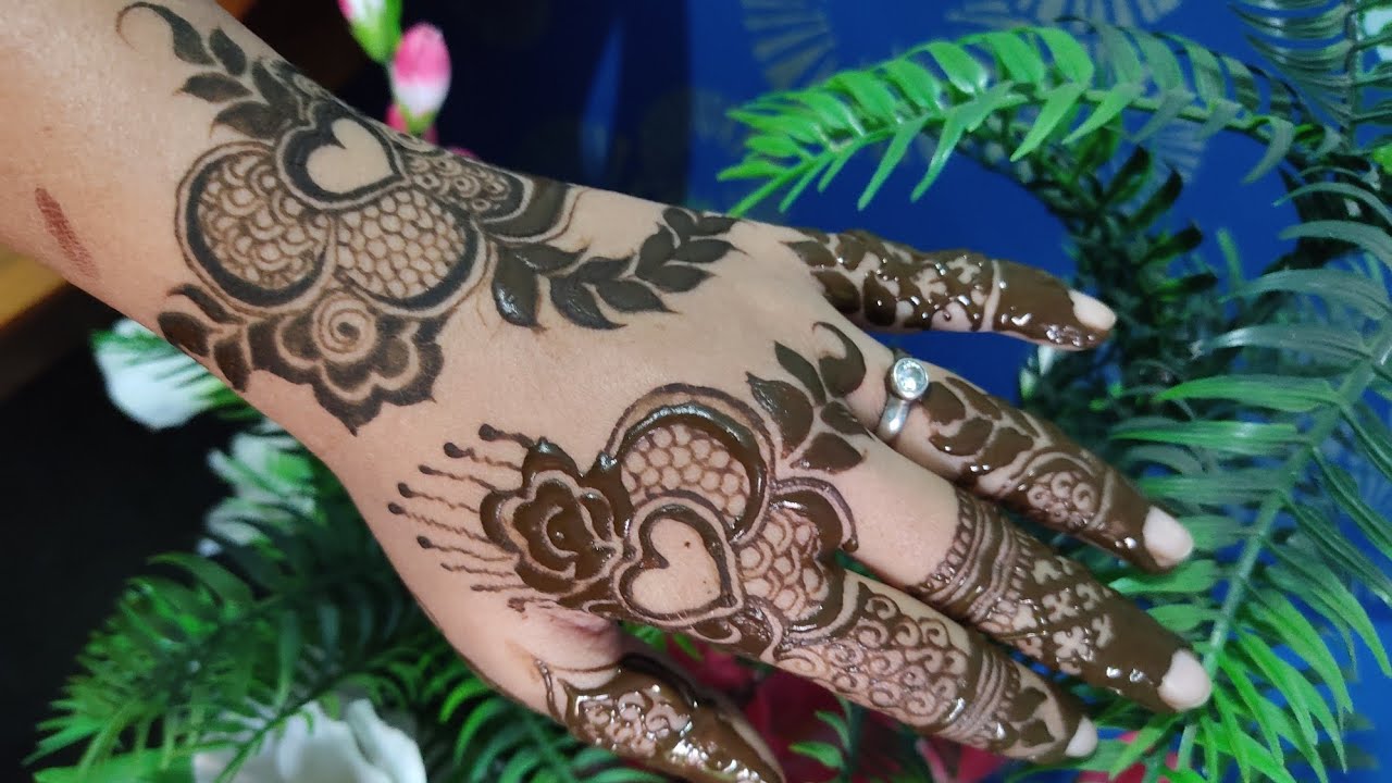 Elegant Floral Finger Mehndi Design | Simple & Stylish Back Hand Mehndi |  @Hennaartwithnargish786 