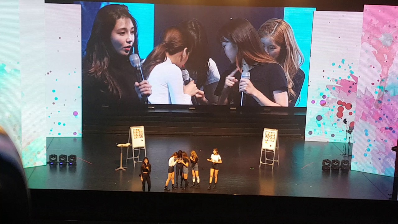 [Fancam] 161125 Apink (에이핑크) -- Pepero (빼빼로) Game Singapore 2016