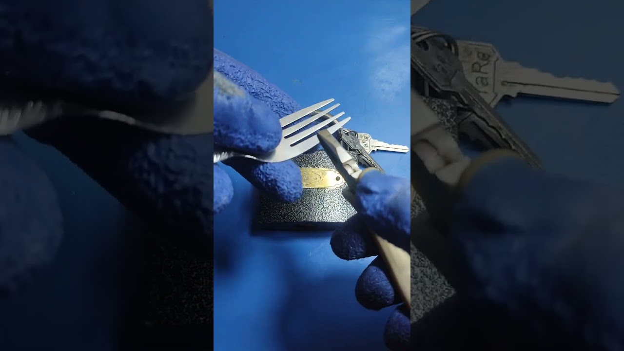 Como abrir un candado con un enedor//abrir candado sin llave de manera facil.