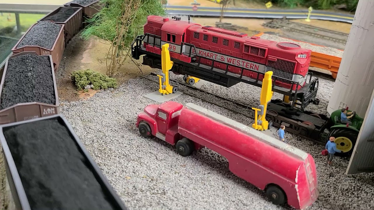 Elkhart Model Railroad Club Presents 