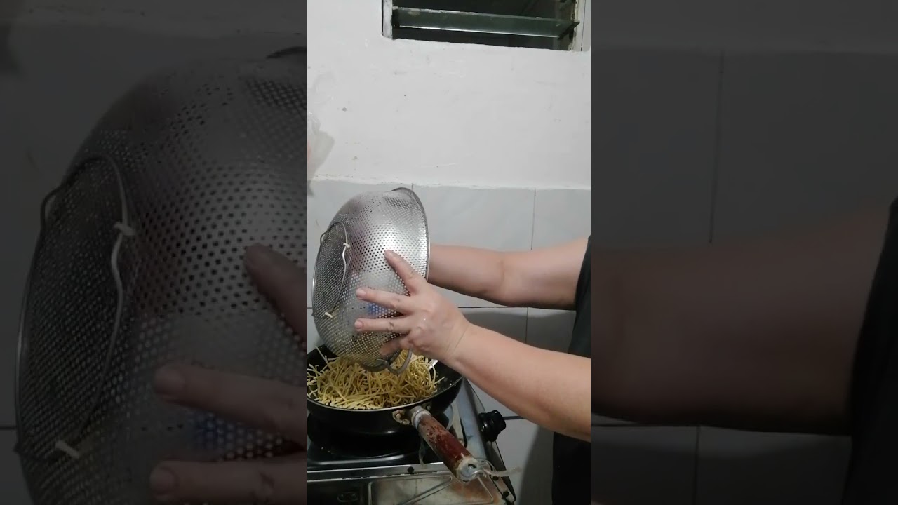 Diskarte sa pag luluto! #pinoytaste pansit can i get 1 subscribers please 