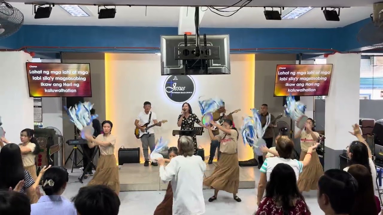 Hari ng Kaluwalhatian by Faith Music Manila- JSGC TAMBOURINE MINISTRY