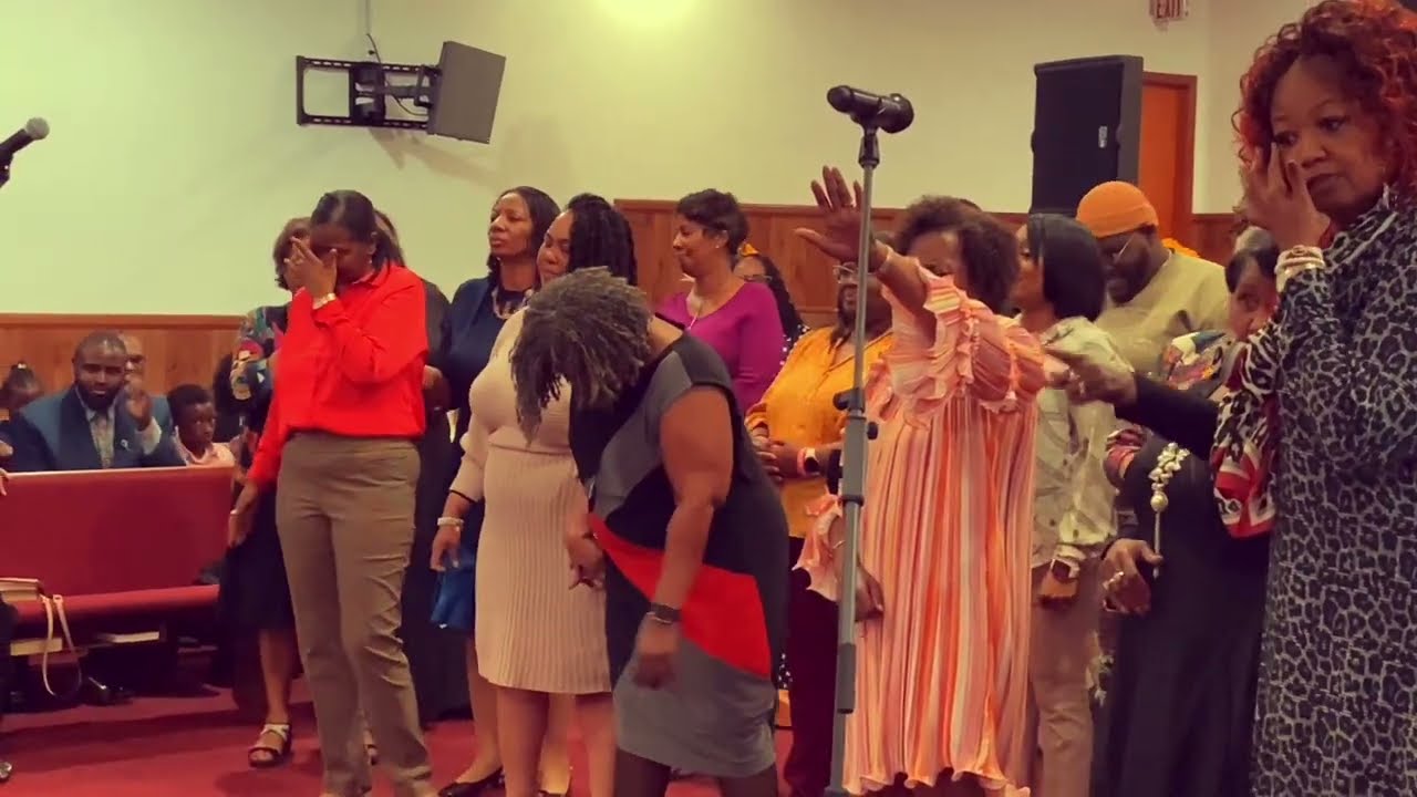 Gospel Stars of the Carolinas - I’m Still Holding On (2023)