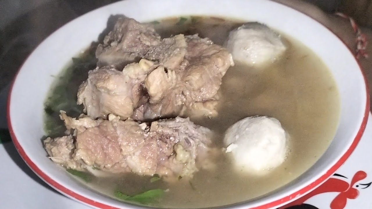 Soto Daging Babi Kuah Bening, Balungnya Juara, Empuk & Ngak Alot