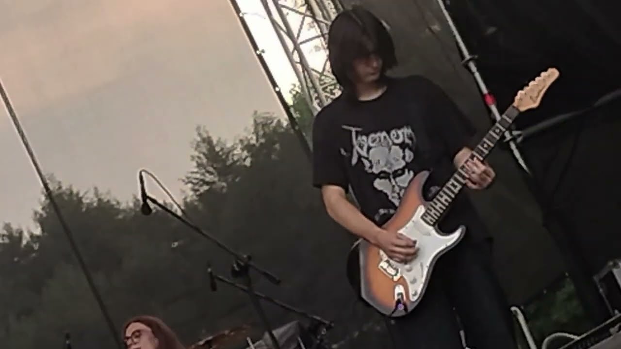 The Cranberries - Zombie | live cover by Econ