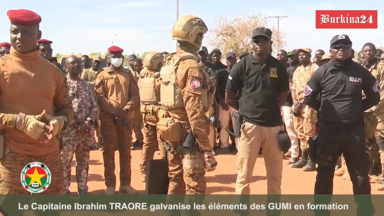 Le Capitaine Ibrahim TRAORE galvanise les éléments des GUMI en formation