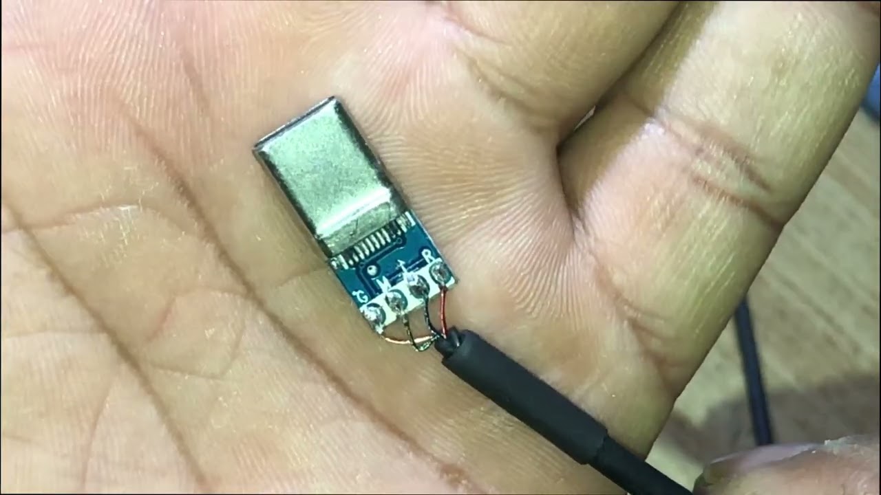 Repair C-type earphone just 50₹ #viral #techvloggerlifestayle #technology 