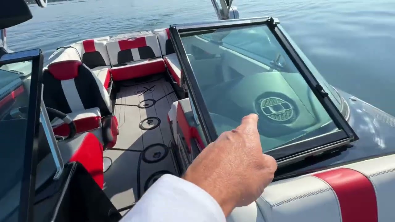 2019 Mastercraft X24 on water video ￼