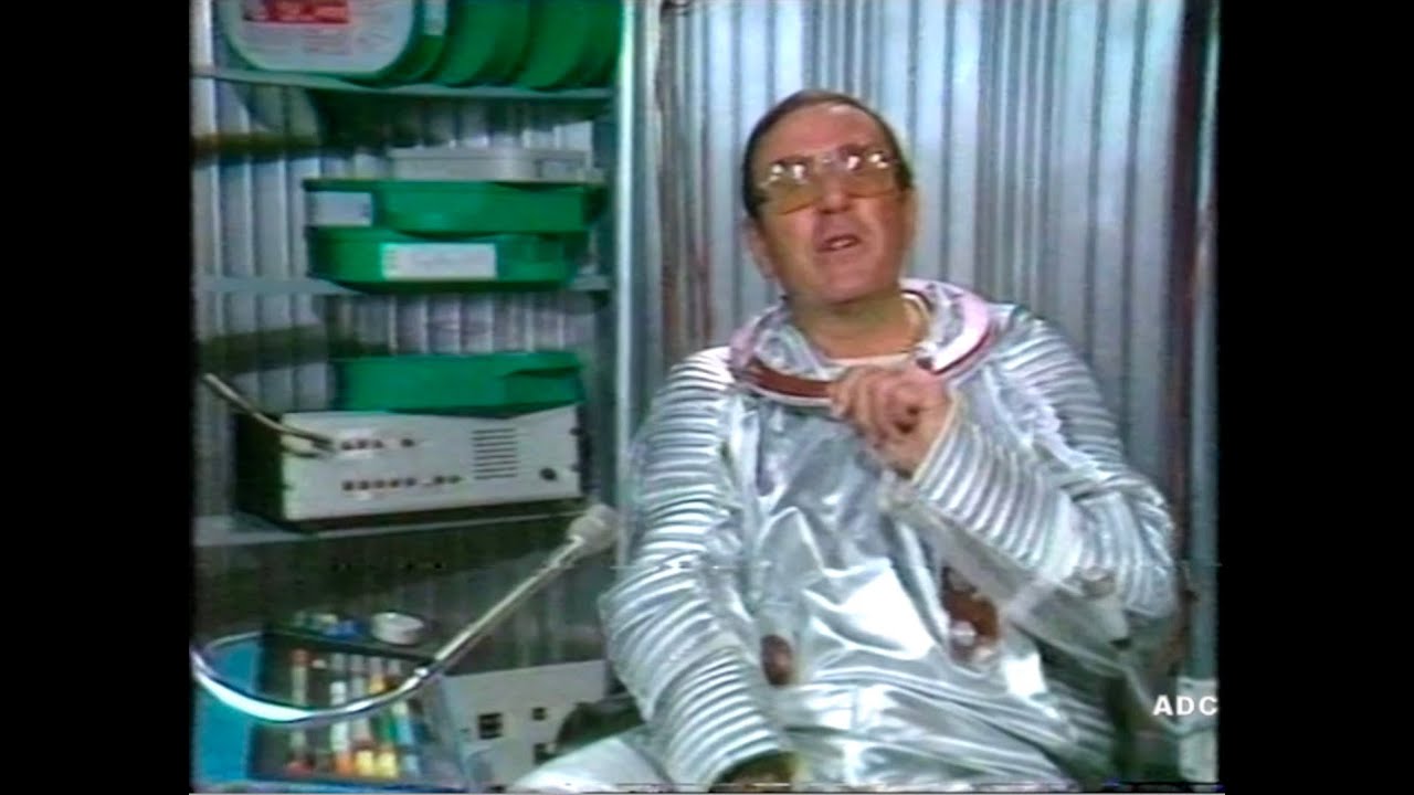 Thames Philip Elsmore, adverts, CITV Mike Reid in-vision & We'll tell you a story 5th September 1983