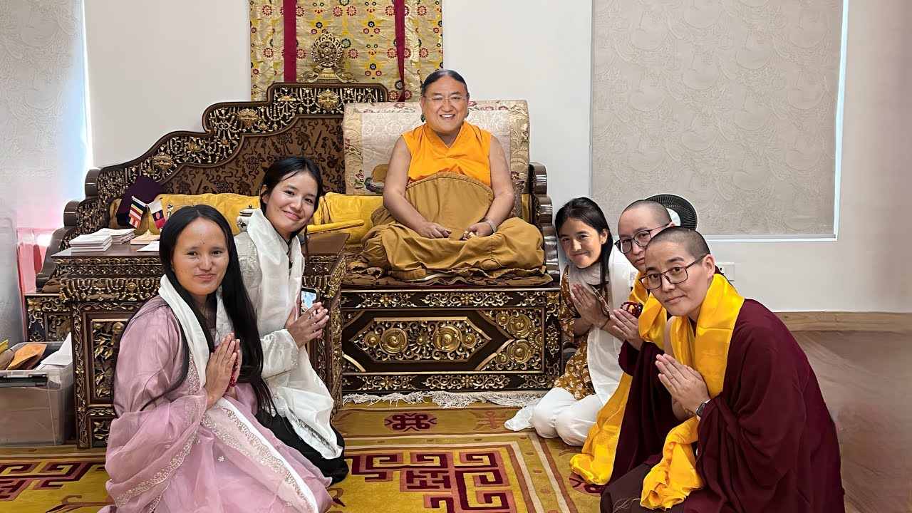 | H.H. Sakya Kyabgon Gongma Trichen Rinpoche Ke Darshan 🙏 | Dehradun City 😍|  #vlog
