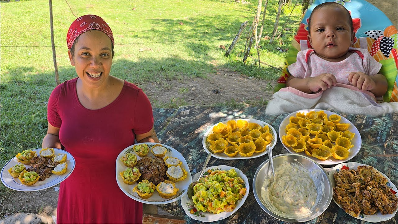 CHURRASCO A LA LEÑA I canasta de PLÁTANO RELLENAS. Comida Típica. La vida en el campo