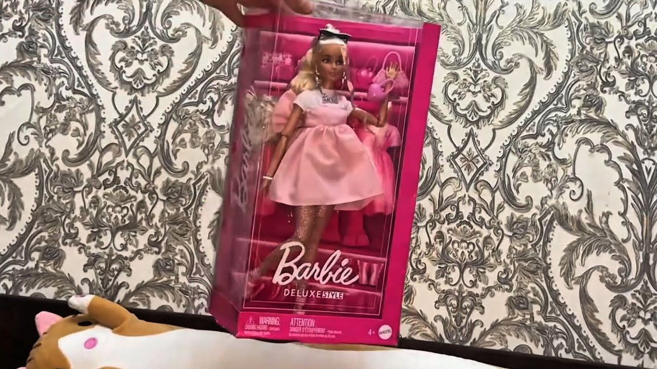 Распаковка и обзор куклы Barbie Delux Style номер ￼#3/Барби Делюкс Стайл 
