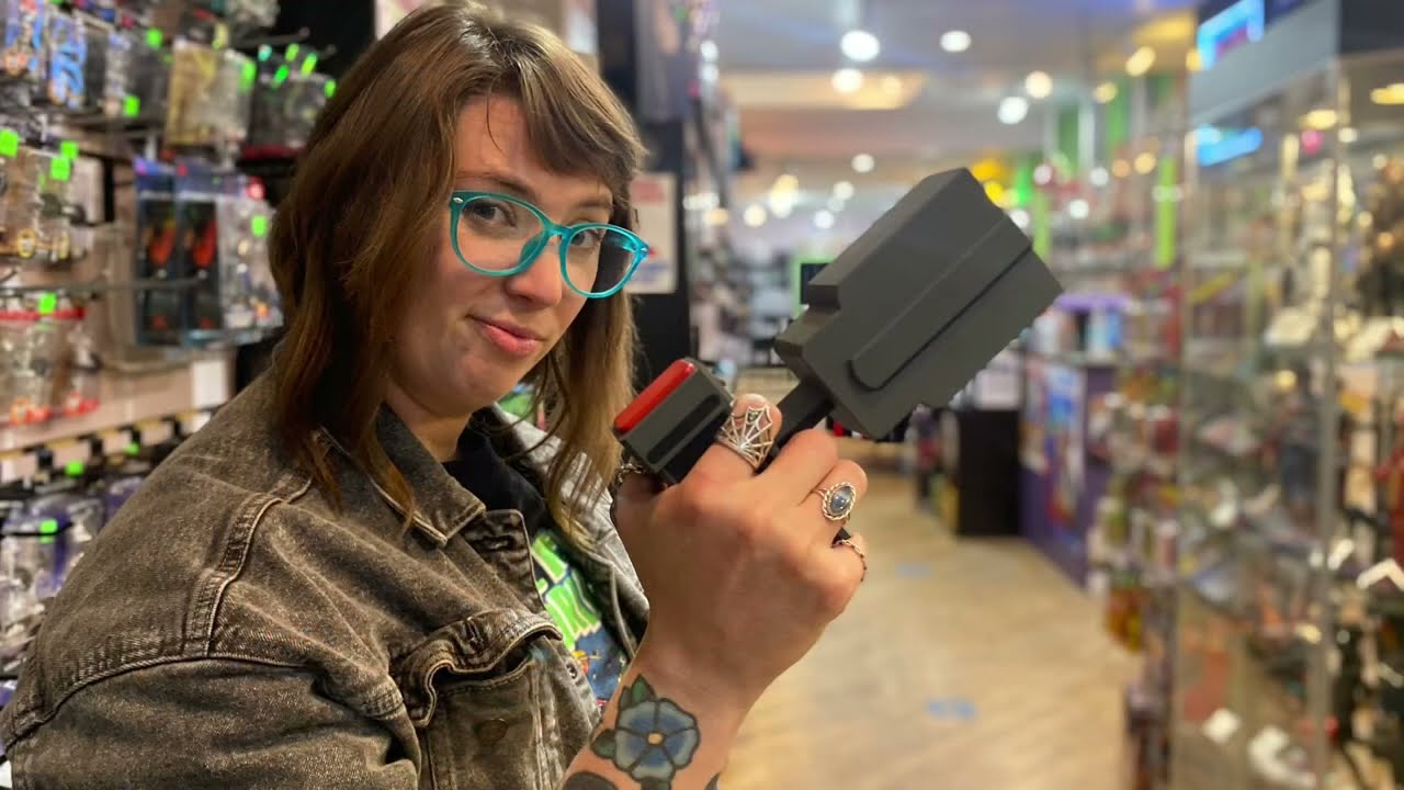 The Batman the Animated Series Grapnel Launcher from NECA is here!