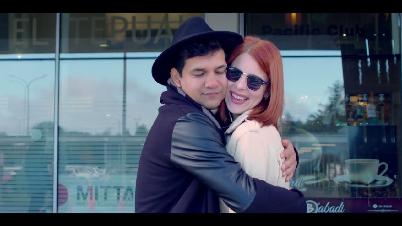 Ivan Alejandro - Me Tienes Loco Clip Oficial