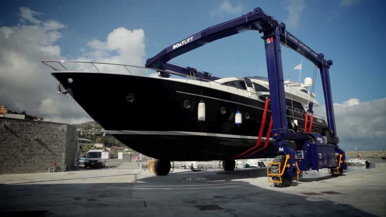 BOAT LIFT 90ton - Travel Lift combined with cart for Cantieri San Lorenzo al Mare (Italy)