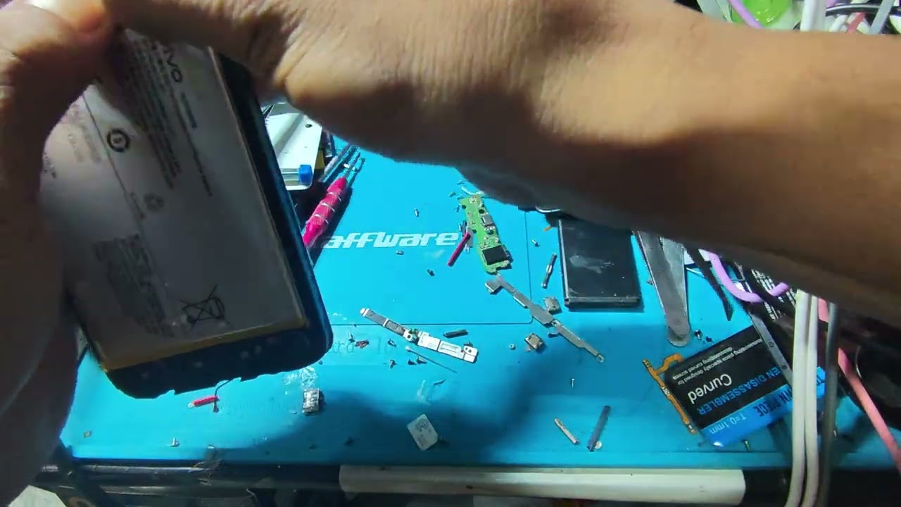 VIVO Y02 GANTI LCD + PAPAN CHARGER !!