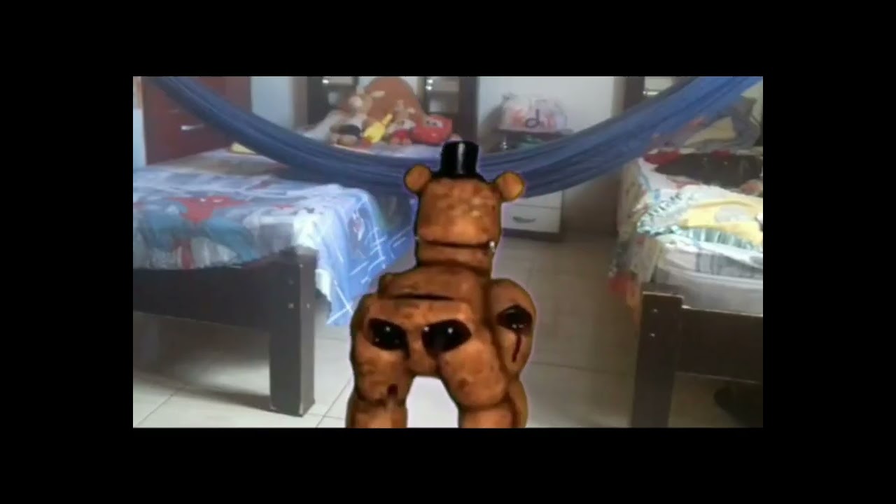 Freddy Fazbear rebolando