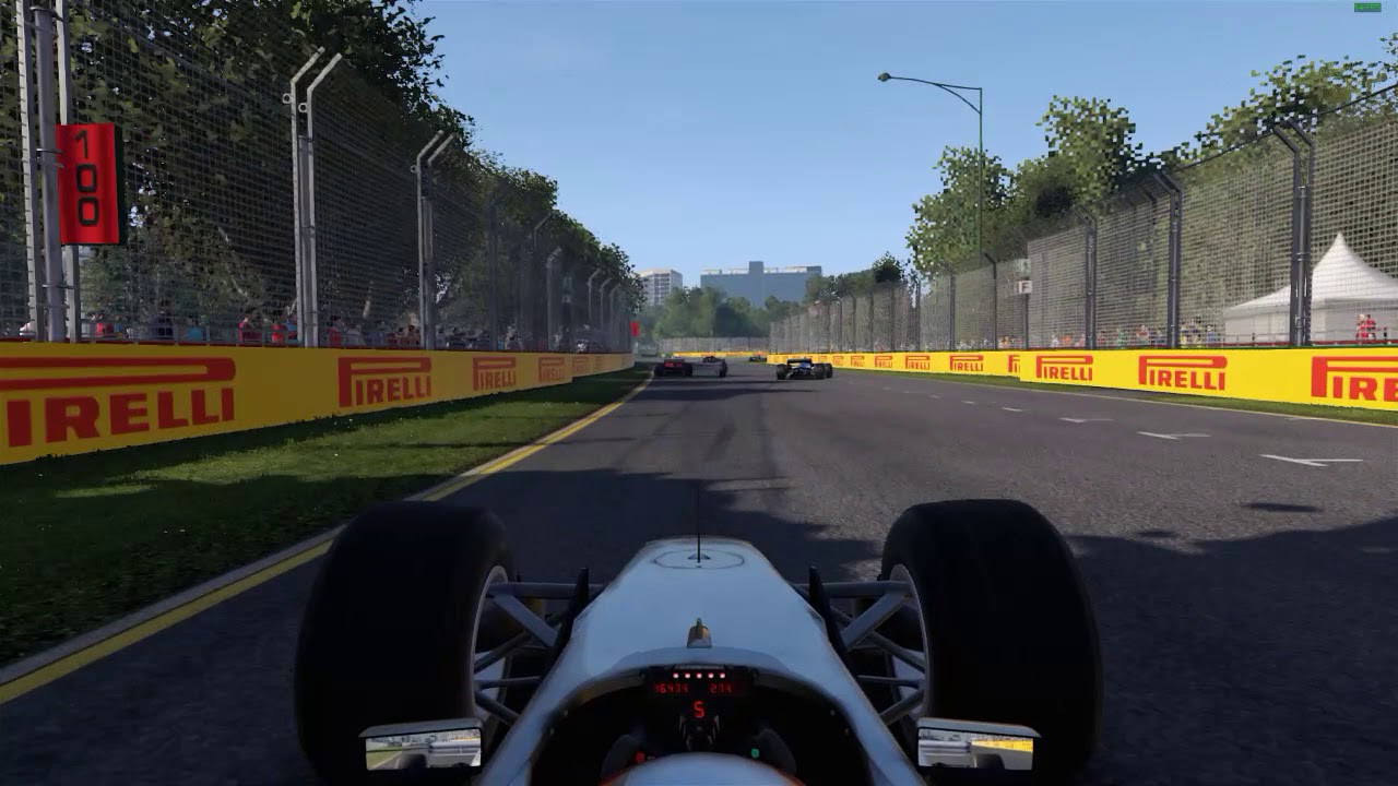 F1 2018 Example of random crash between ai with realistic damage mod