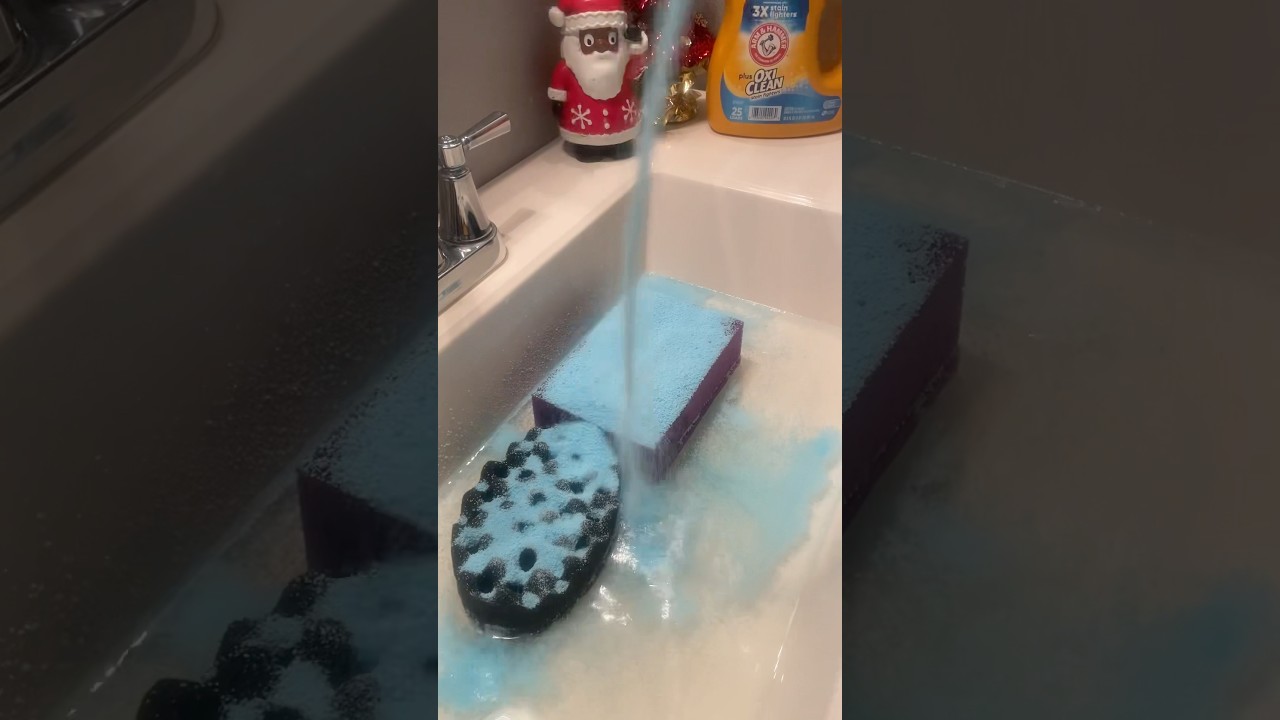 foca laundry powder squeezes + water 💦🩵 sponge ASMR 