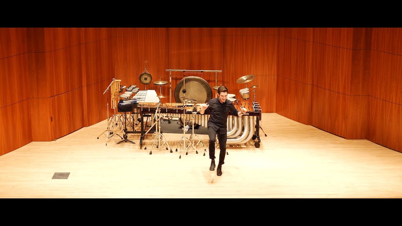 Ceci n'est pas une balle by Compagnie Kahlua - Cameron Leach