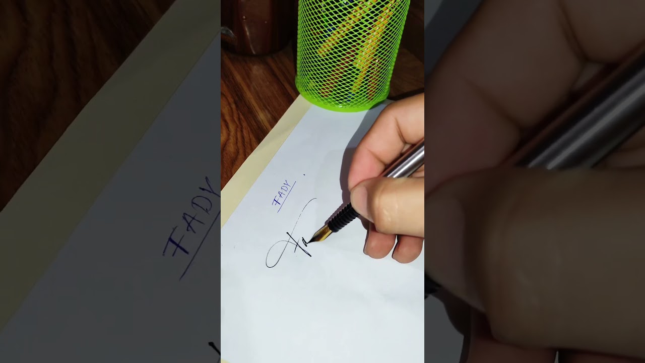 ✍️ Dise&ntilde;ando una Firma &Uacute;nica para el Nombre 