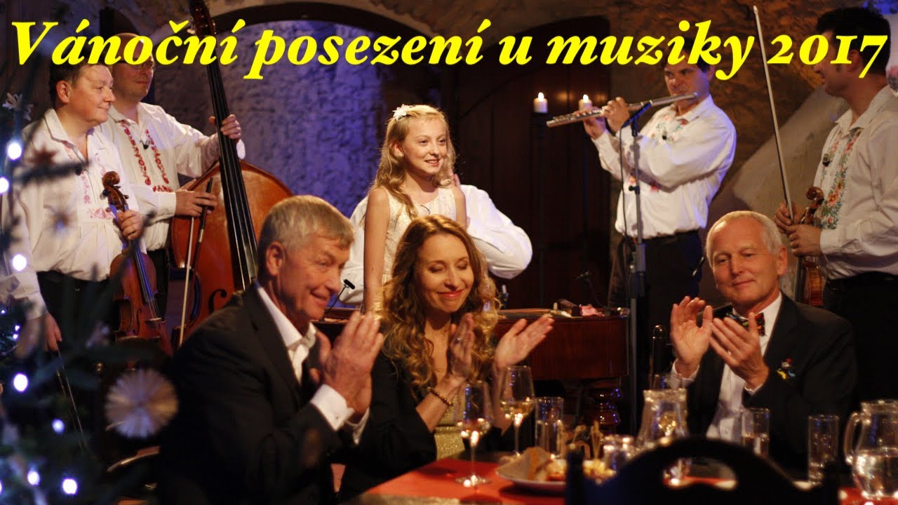 Vánoční posezení u muziky 2017 ◎ Hraje cimbálová muzika Jožky Šmukaře, který také pořadem provází