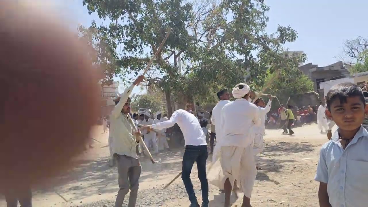 गैर नृत्य मनोहरजीकावास 