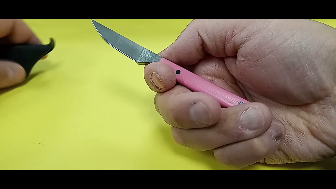 HWknivesCo. Scalpel Neck knife review. 