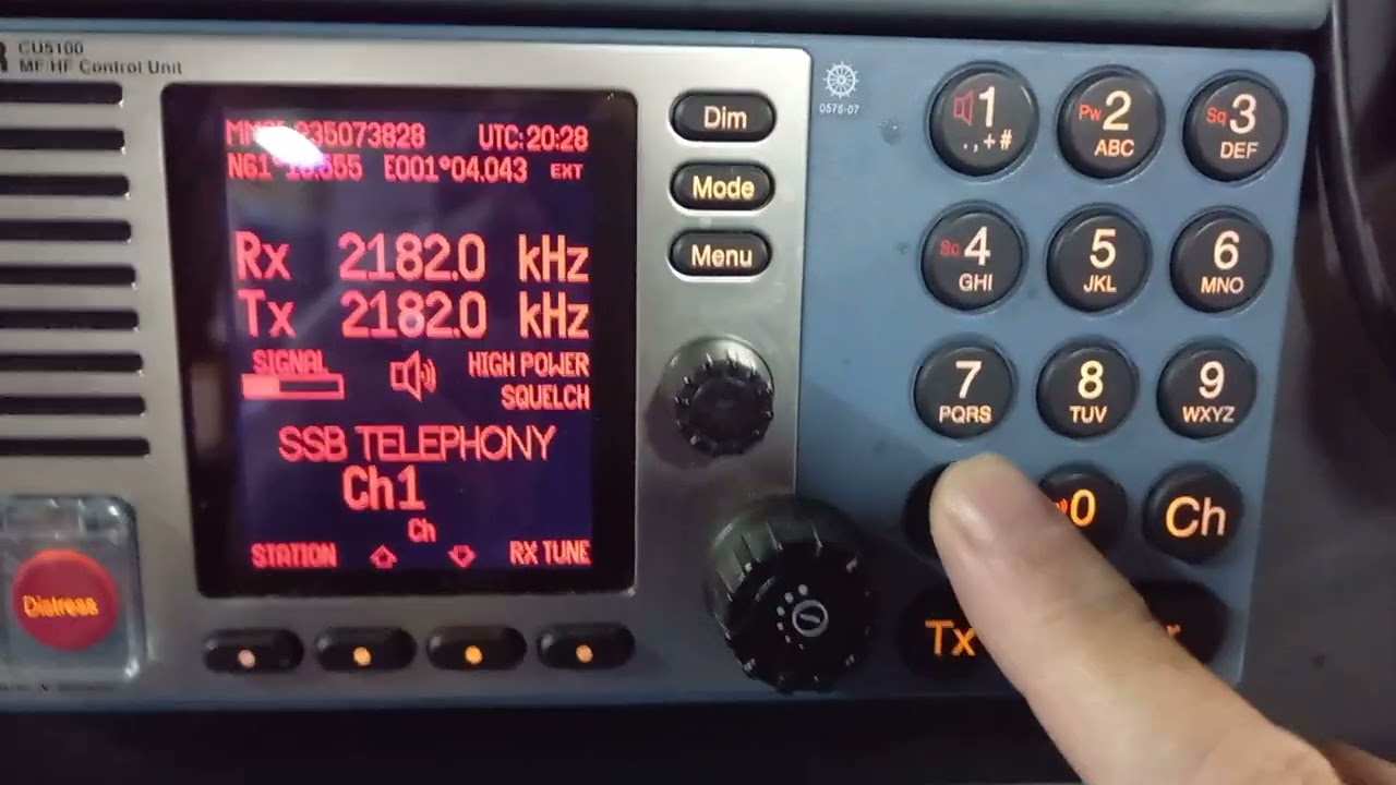 A brief look at a Sailor 5000 Series Marine MF/HF