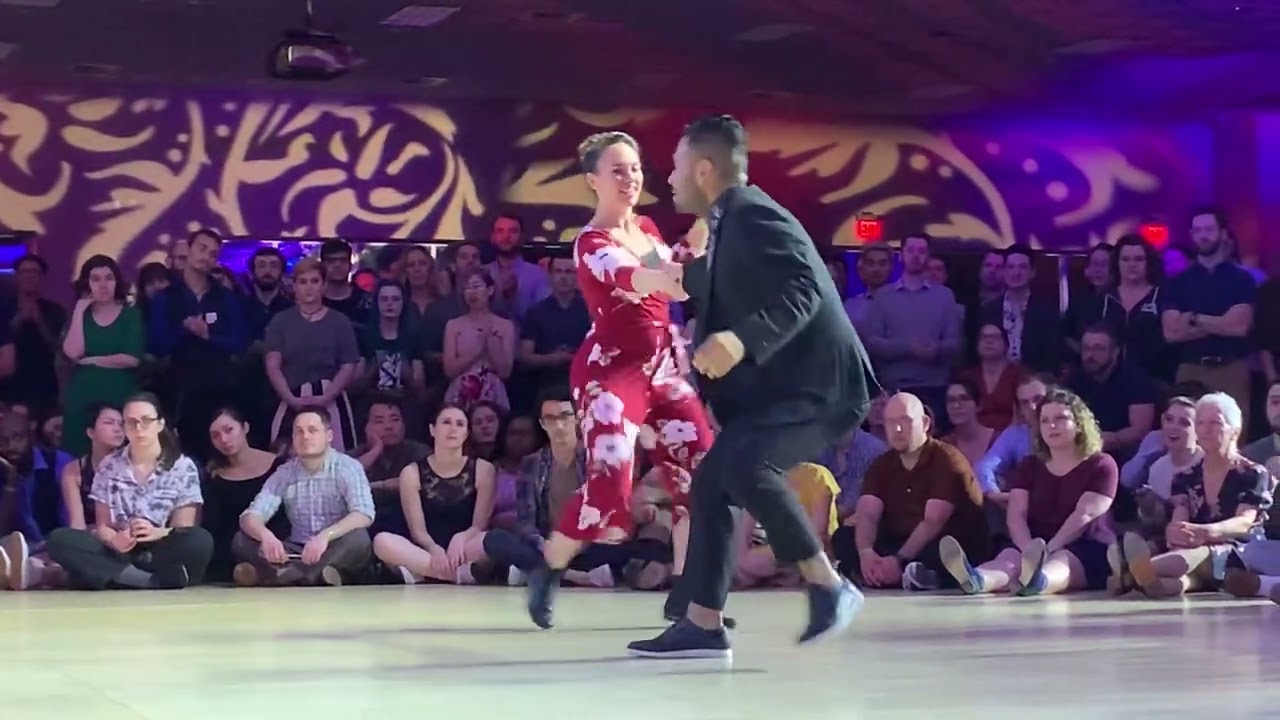 Lindy Focus 2019: Lindy Hop Pro/Am Couples Finals - Laura Evans & Mikey Pedroza