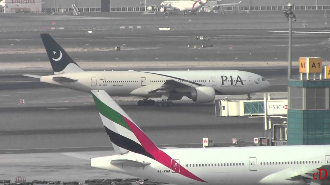 Amazing Plane Spotting at Dubai!!