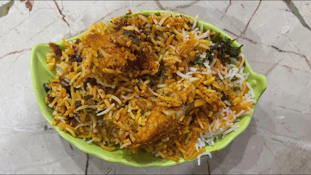 Hyderabadi Chicken Dum Biryani Punju Style lo