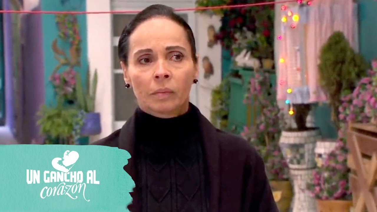 Un gancho al corazón: La mamá de 'La Monita' regresa | C-77 | tlnovelas