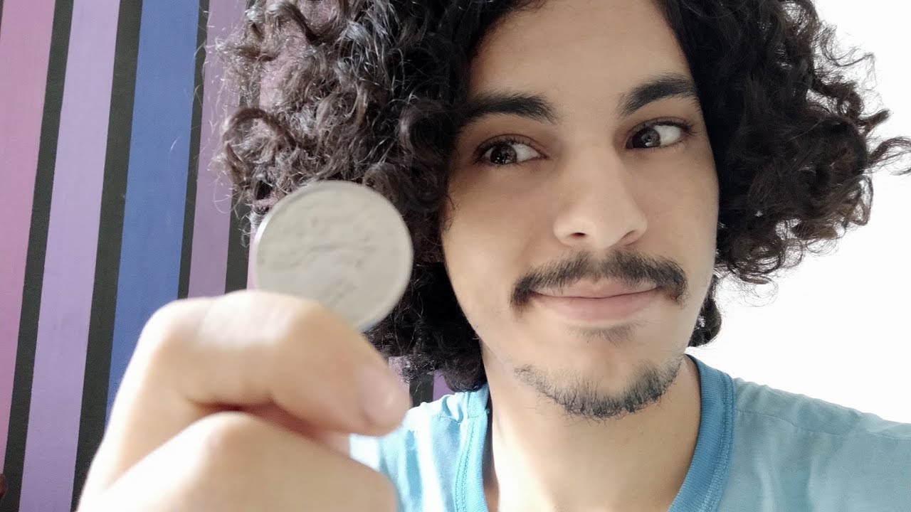 Minha coleção de moedas incomuns.