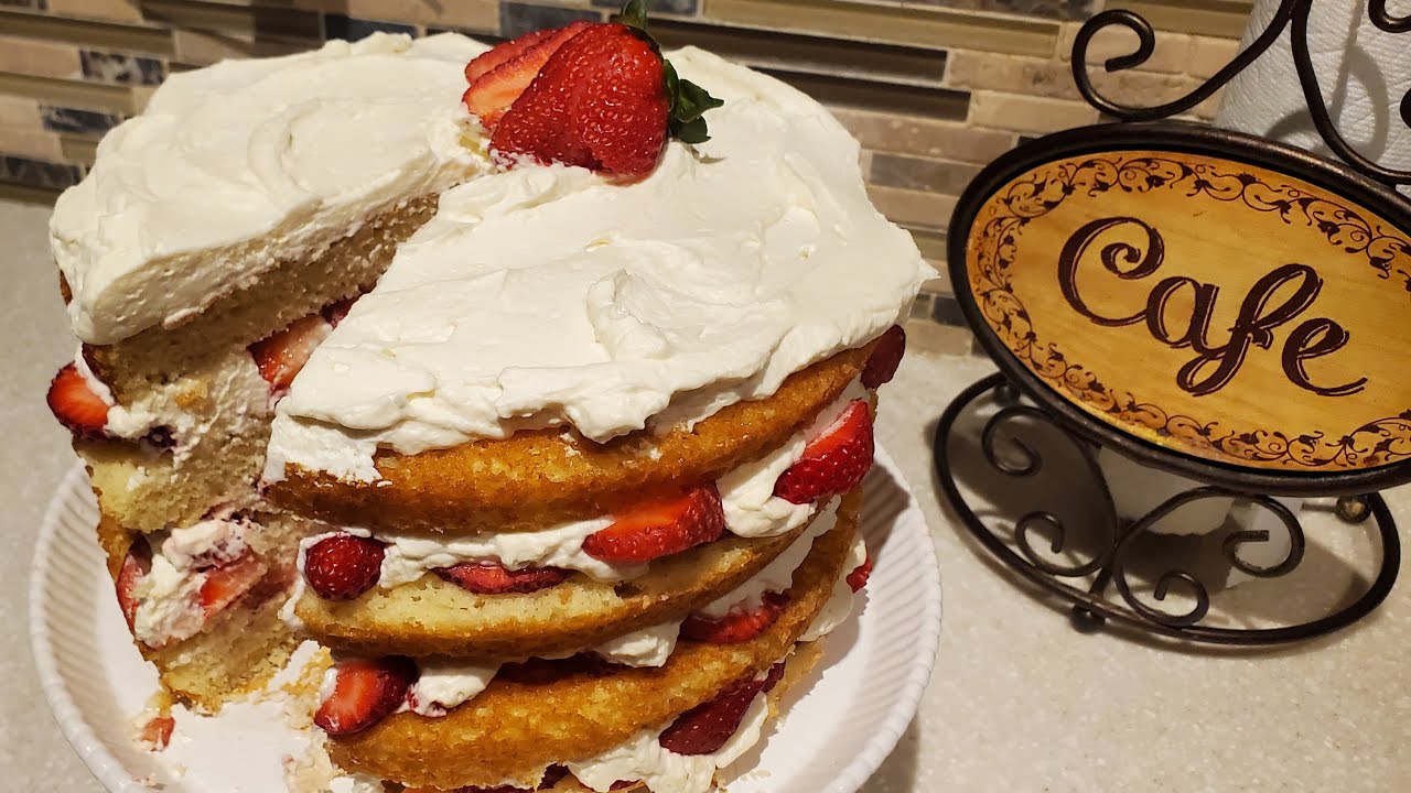 Fresh Strawberry🍓 Whip Cream Cake | My Mom's Favorite Cake! Happy Mother's Day🌺