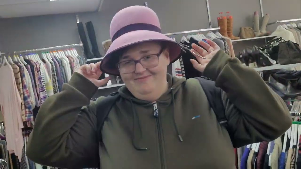 Live Charity Shop Hunting | *Special Guest* | Retro Girls UK | #thifting #media #charityshop