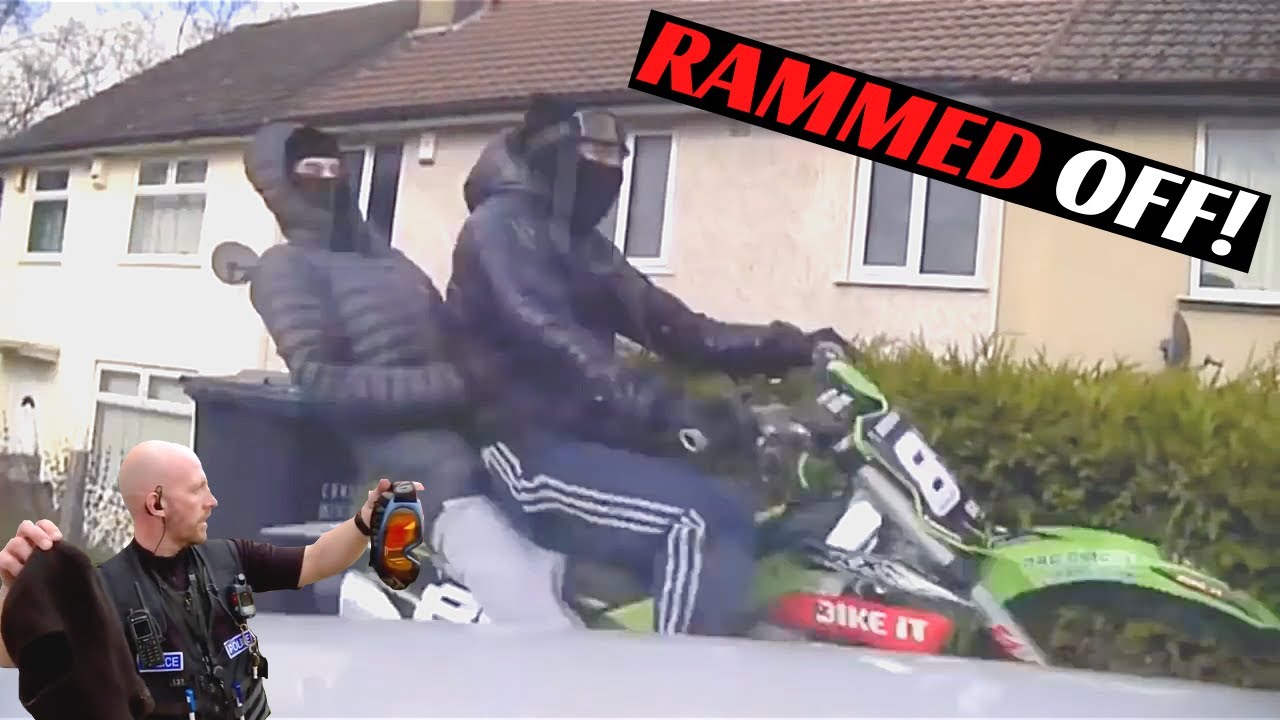 MOTORBIKE THIEVES get RAMMED off and attempt to flee in a DRAMATIC chase