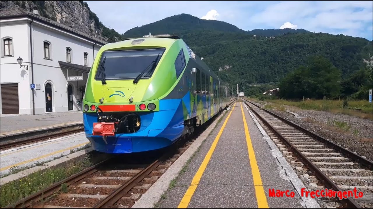 Alcuni treni sulla Linea Bassano del Grappa - Trento nel pomeriggio del 5 Luglio 2021