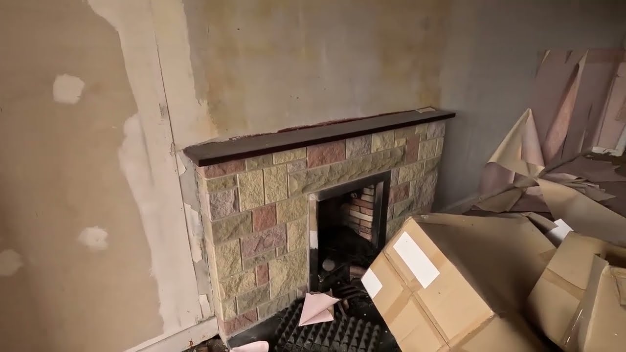 We Explored an Abandoned Farm House