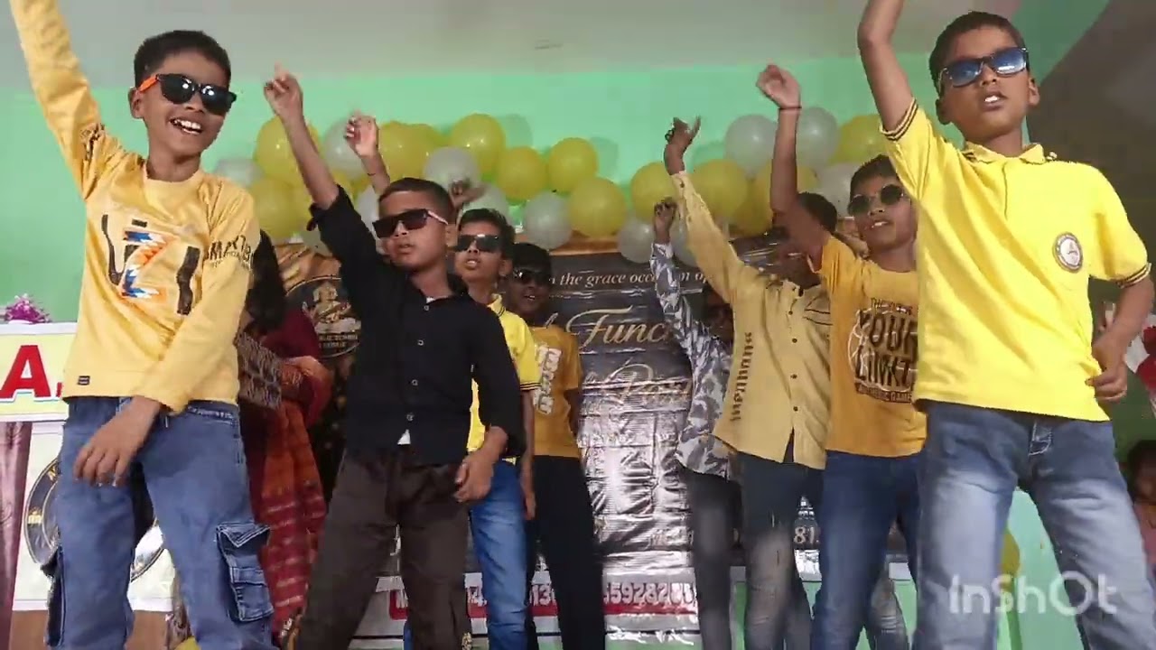 अमन पब्लिक स्कूल देवरिया में एनुअल फक्शन व फेयरवेल समारोह भव्य रूप से संपन्न हुआ 