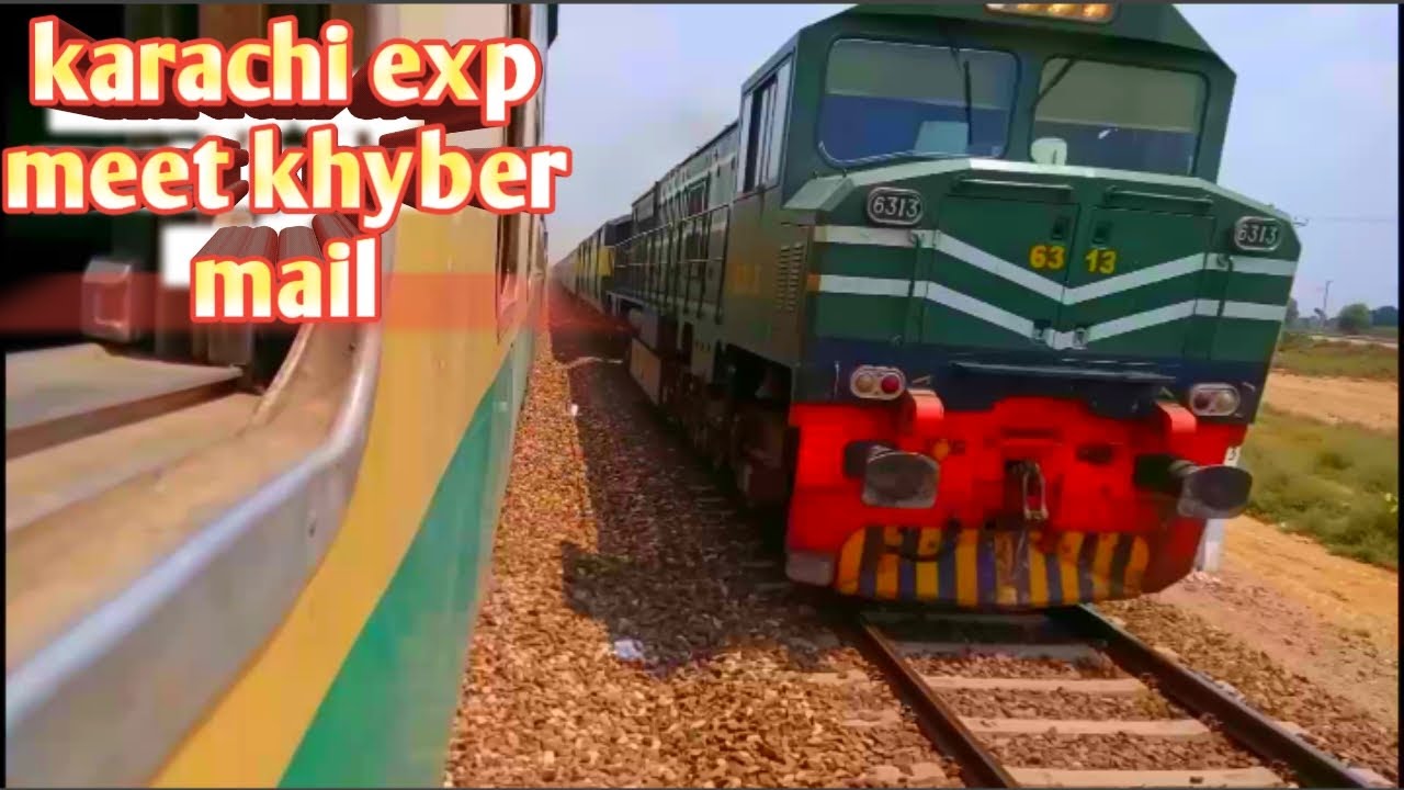 15up Karachi Experess Meet 2dn khyber mail Experess near sahiwal